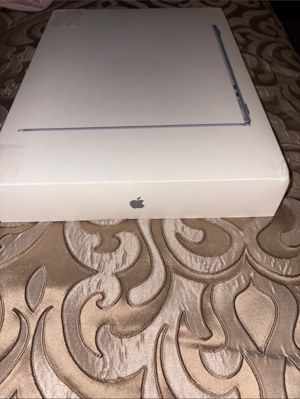 Apple MacBook Air 15” M4 Chip 16GB Memory 256GB Storage NSIB - Picture 3 of 9
